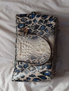 BRAHMIN Croc-Embossed Tote Bag in Blue and Cream